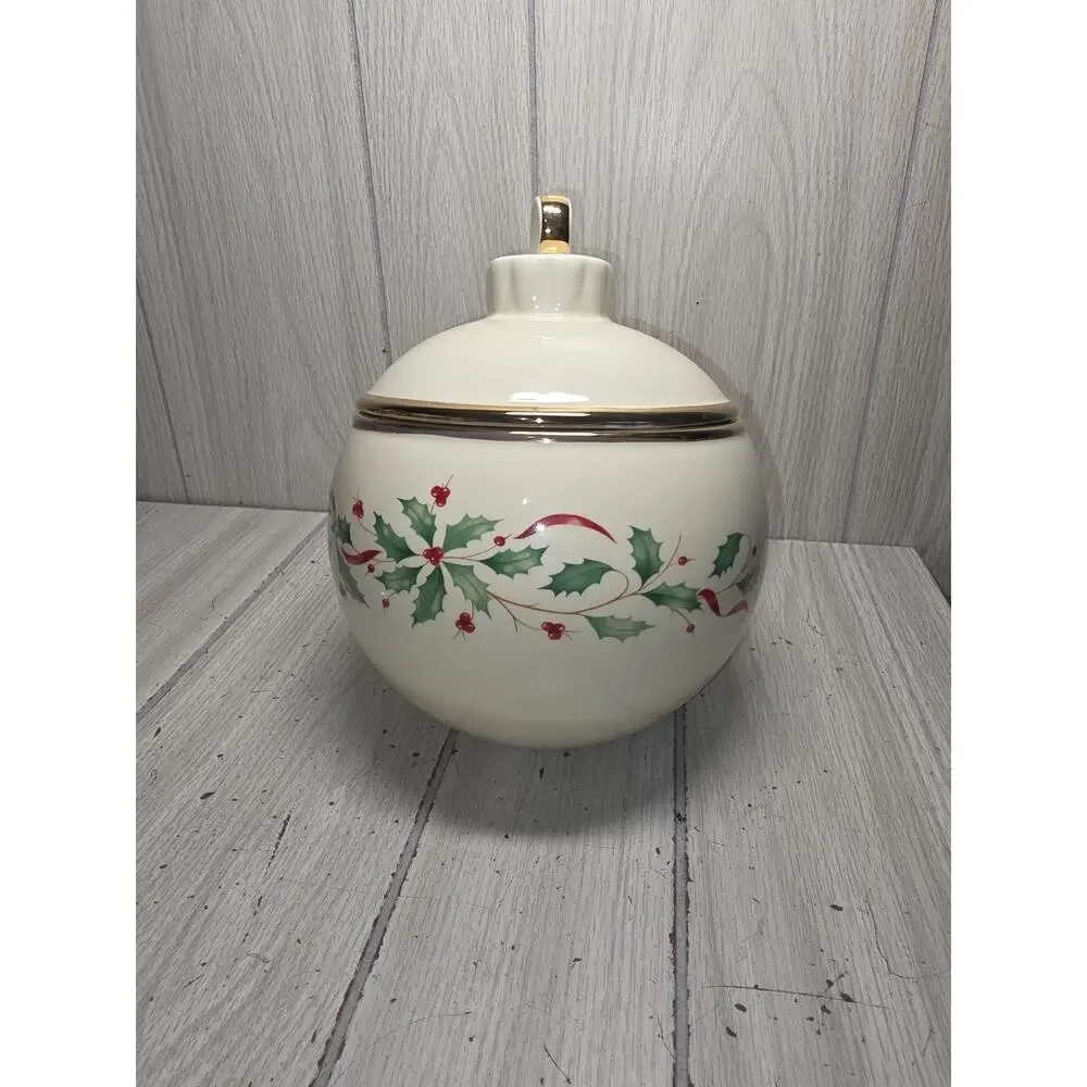 Lenox christmas ornament